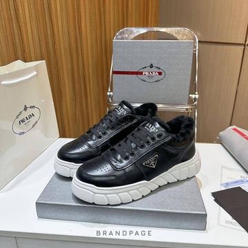 Кроссовки чёрные от Prada BP5-673904