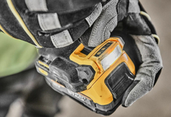 Бесщеточная дрель-шуруповерт DEWALT 2 скорости, 2 АКБ 18 В XR Li-Ion DCD800E2T-QW