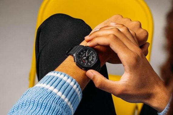 Наручные часы Casio GA-B2100-1A