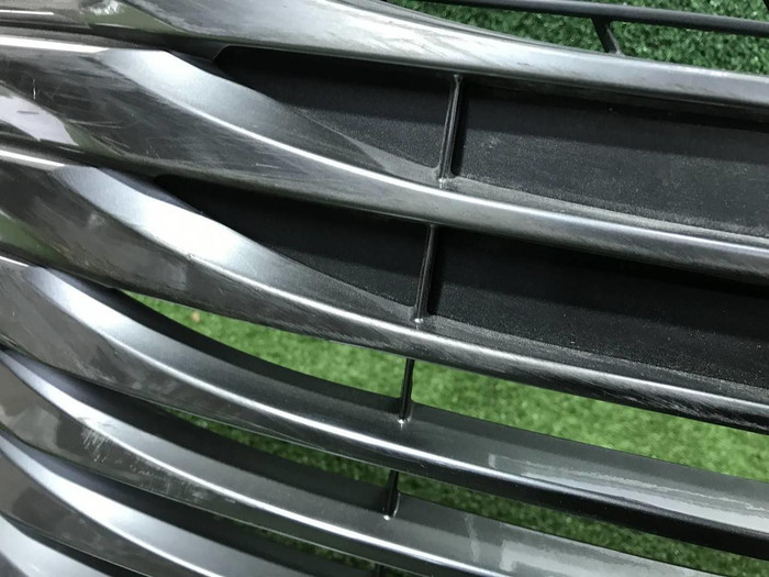 Решетка переднего бампера Toyota Camry xv70 (2017-2021)
