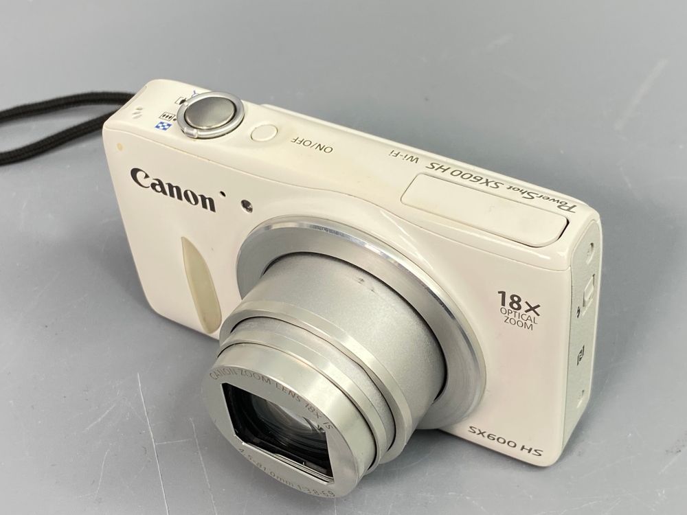 Canon PowerShot SX600 HS