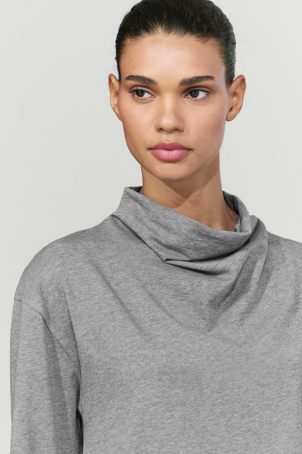 Massimo Dutti Футболка из 100% хлопка с драпированным воротом, пестро-серый
