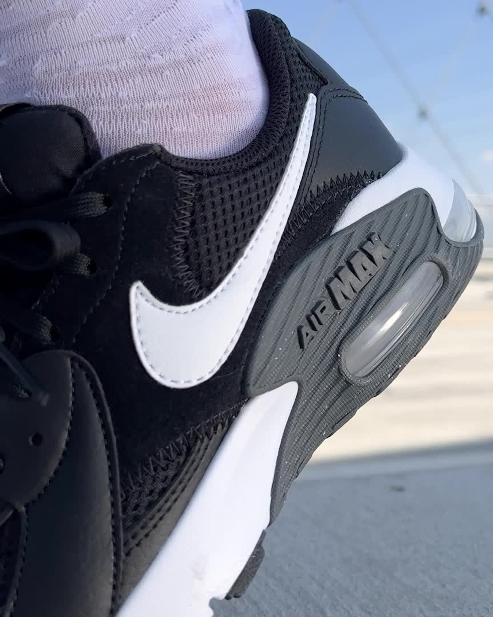 Кроссовки женские NIKE Air Max Excee