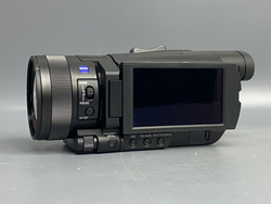 Sony FDR-AX700