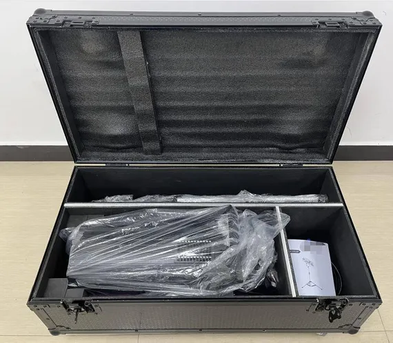 STAGELighting Пушка следящего света 600W LED FOLLOW SPOT в кейсе
