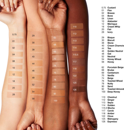 Clinique Even Better Makeup SPF 15 Evens and Corrects - Тональная основа с SPF 15 оттенок CN 74 Beige, 30 ml