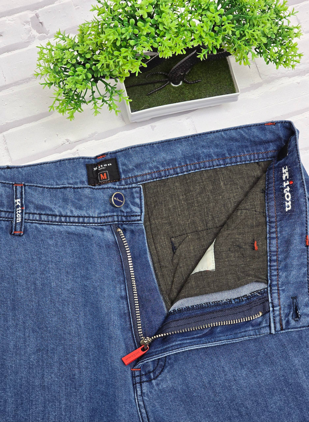 Джинсовые шорты Kiton