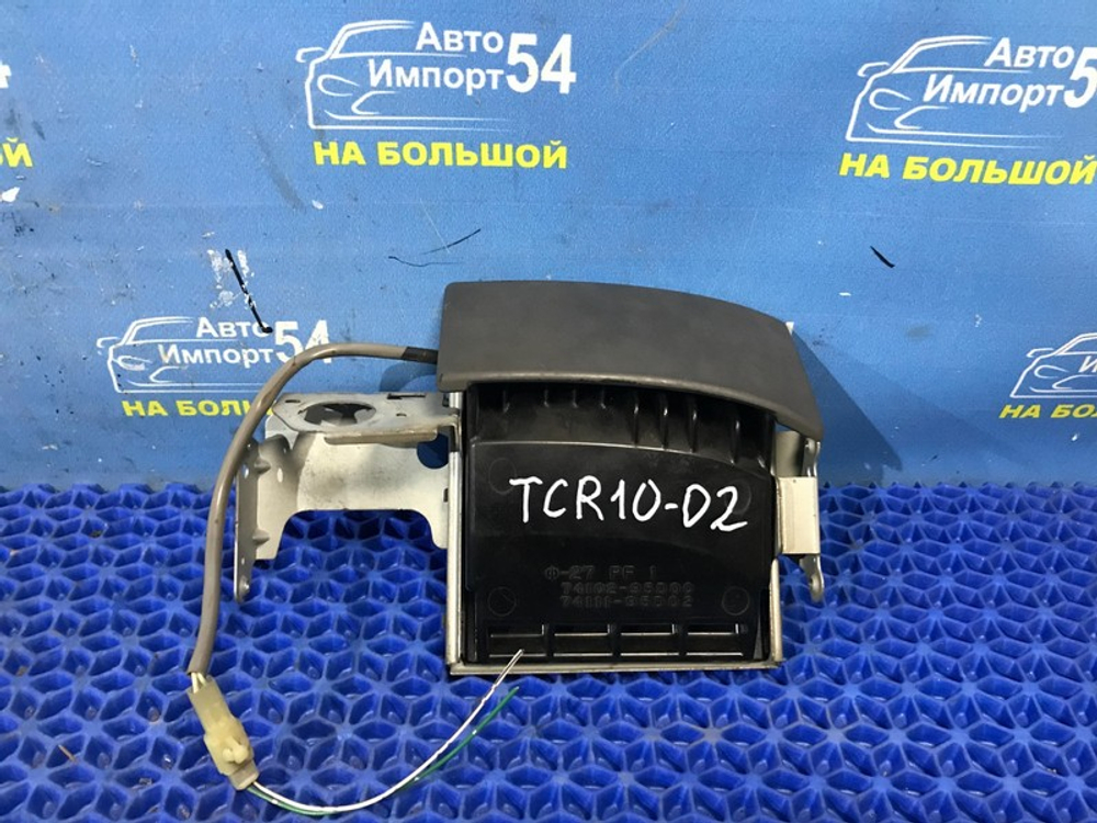 Пепельница TOYOTA ESTIMA 1999