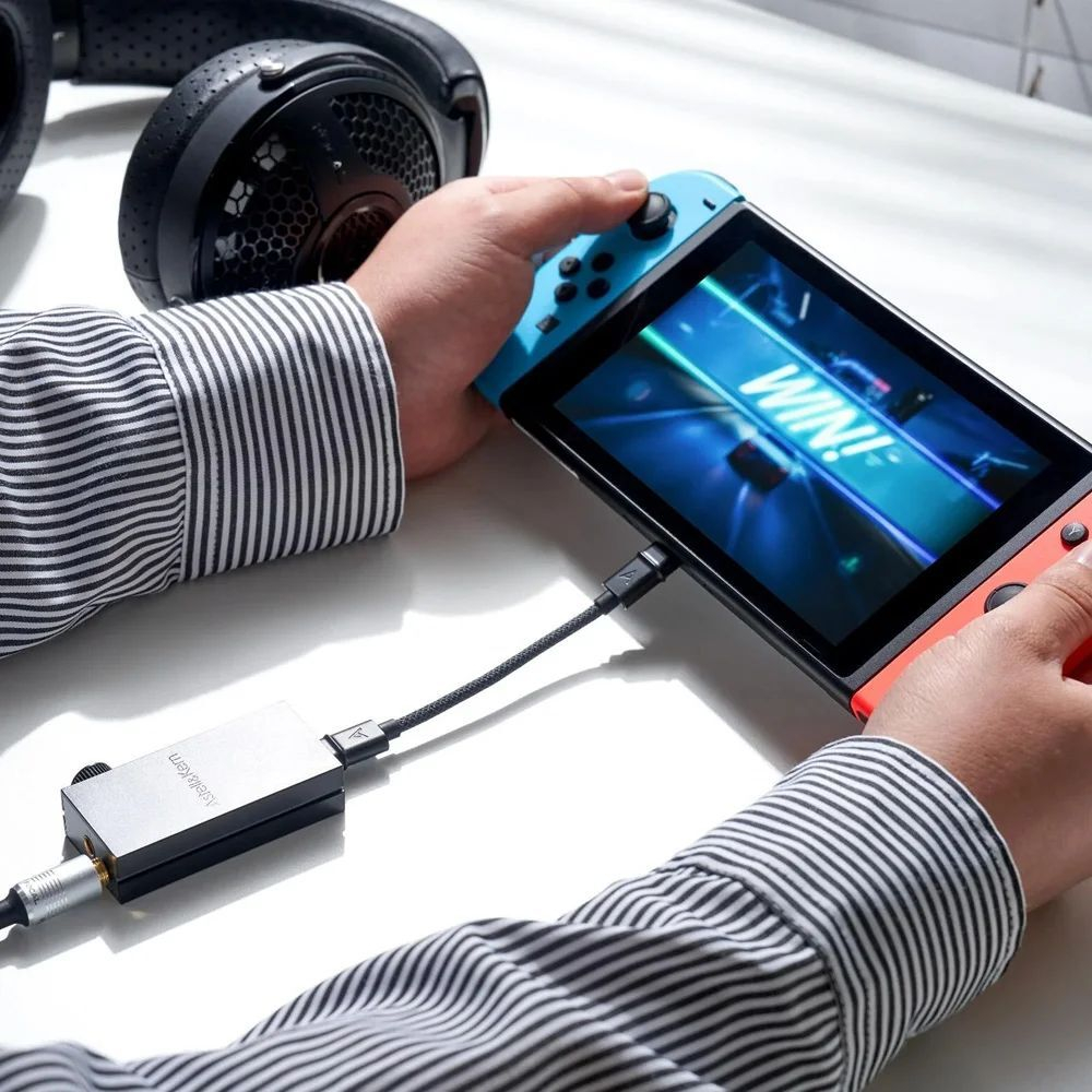 Усилитель для наушников с ЦАП ASTELL&KERN AK HB1