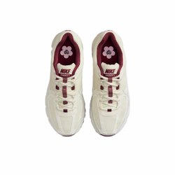 Nike Air Zoom Vomero 5 "Valentine`s Day"