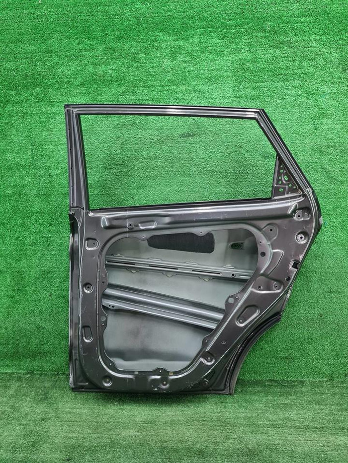 Дверь задняя правая Hyundai Tucson 3 (2015-2021)