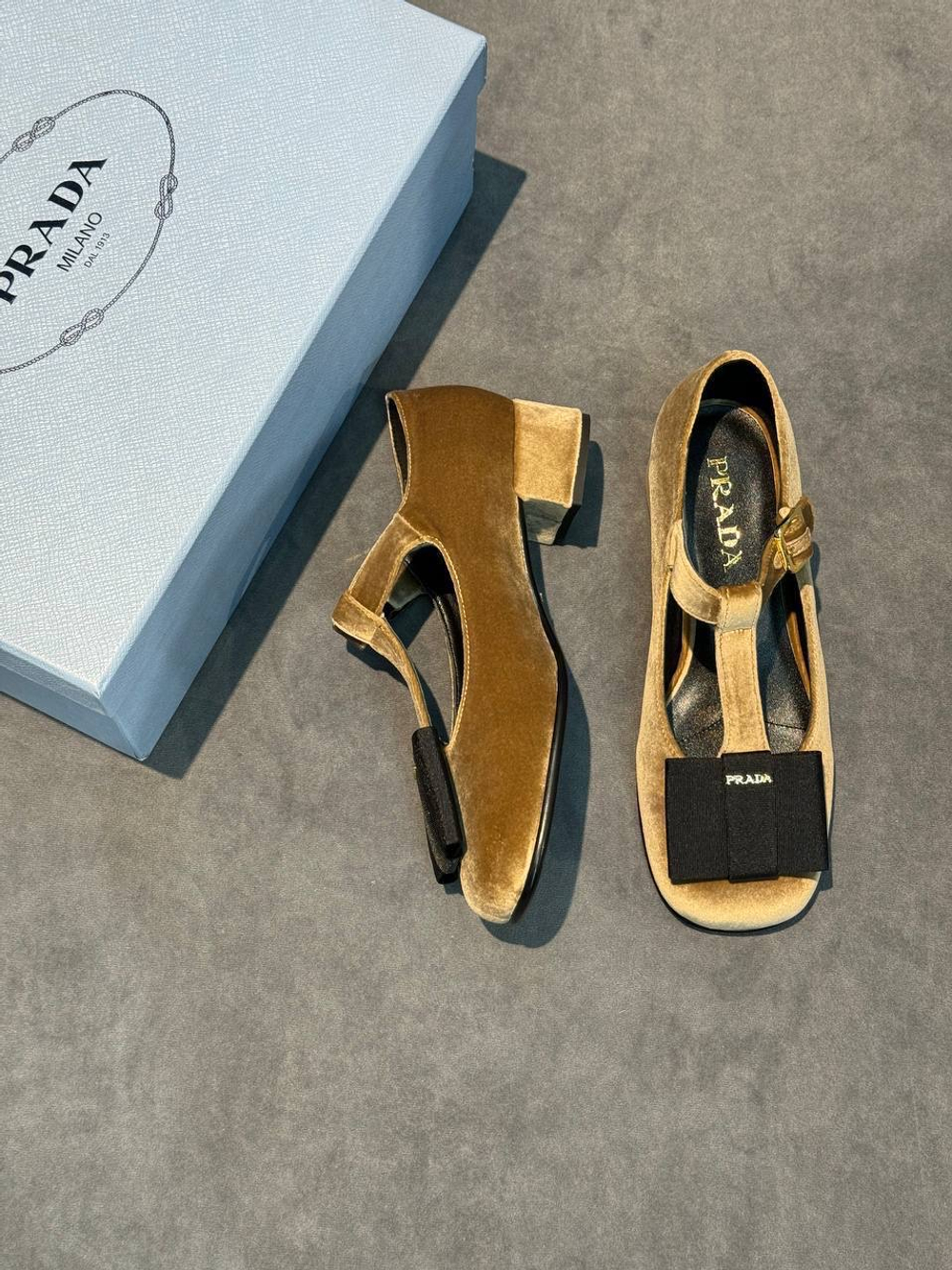 Туфли Prada