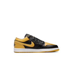 alt="Air Jordan 1 Low Yellow Ochre 553558-072 мужские кроссовки черно-желтые вид сбоку на белом фоне"
