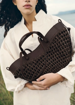 POLENE СУМКА CYME RAFFIA MINI, ЦВЕТ ЧЕРНОГО ДЕРЕВА