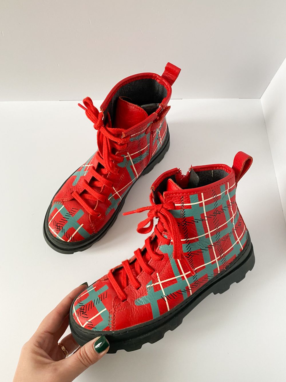 Ботинки новые Camper, 32