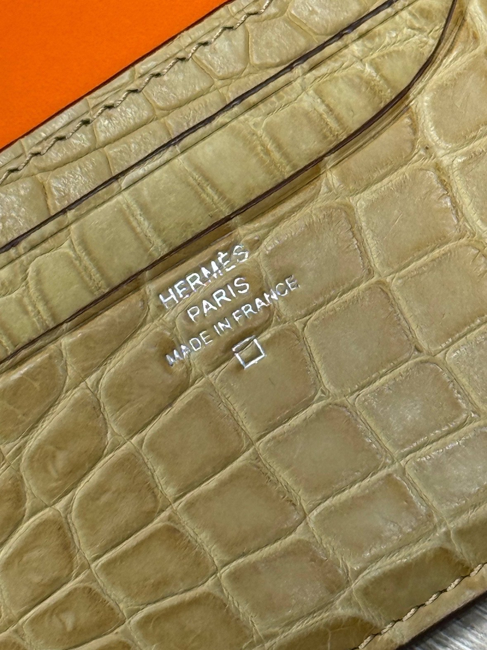 Картхолдер Hermes из кожи крокодила