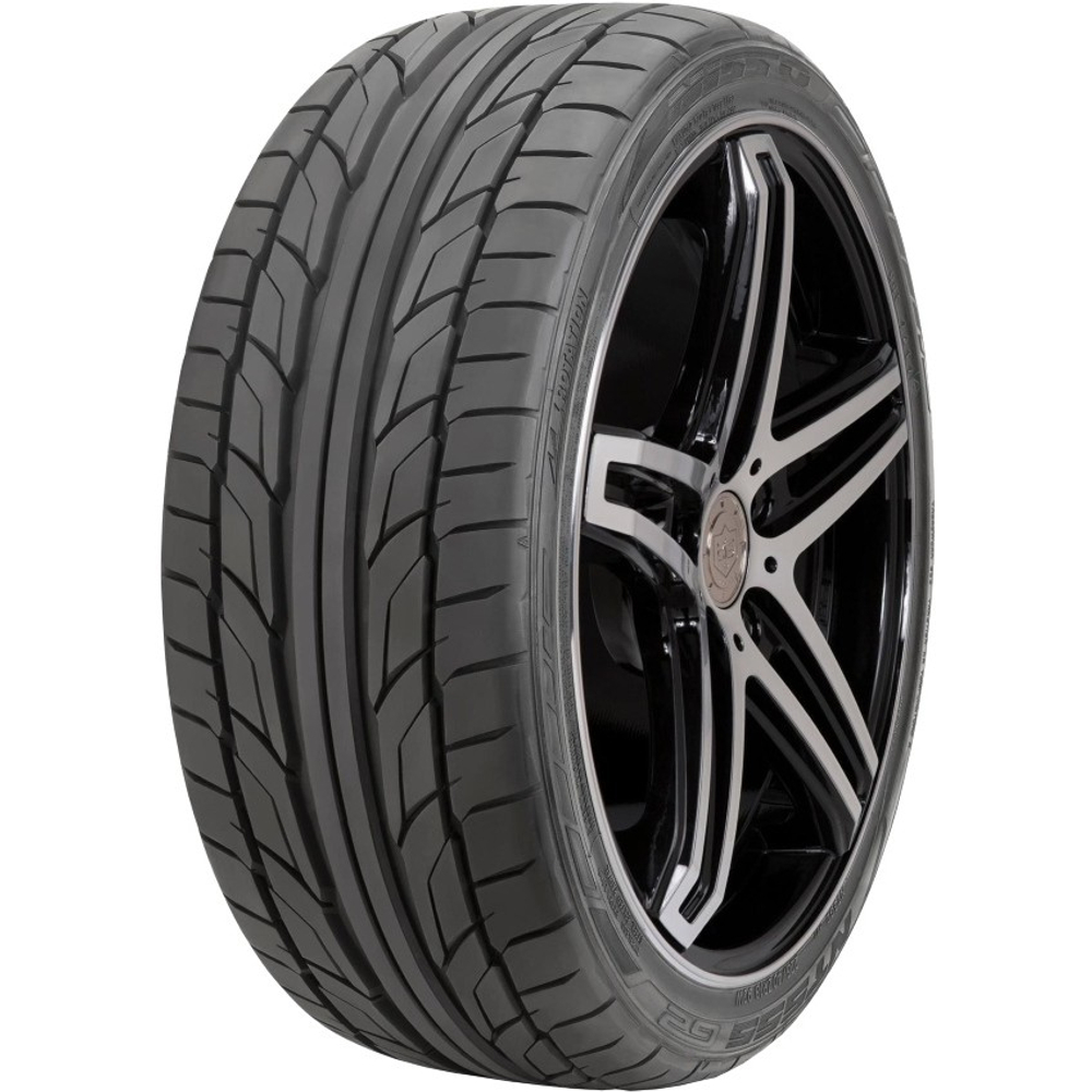 Летняя шина Nitto NT555 Extreme Performance G2 (255/35 R18 94Y)