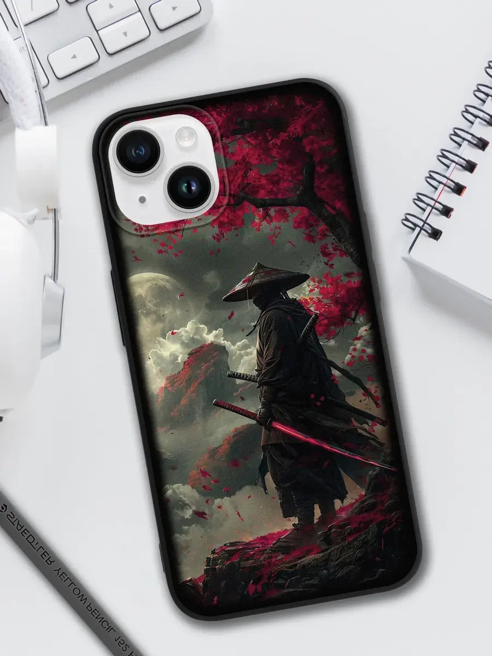 Чехол на iPhone 14 с принтом