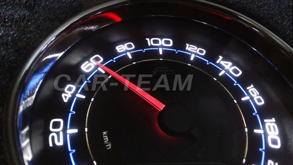 Комбинация приборов «Gamma» GF 890 на Лада X-Ray