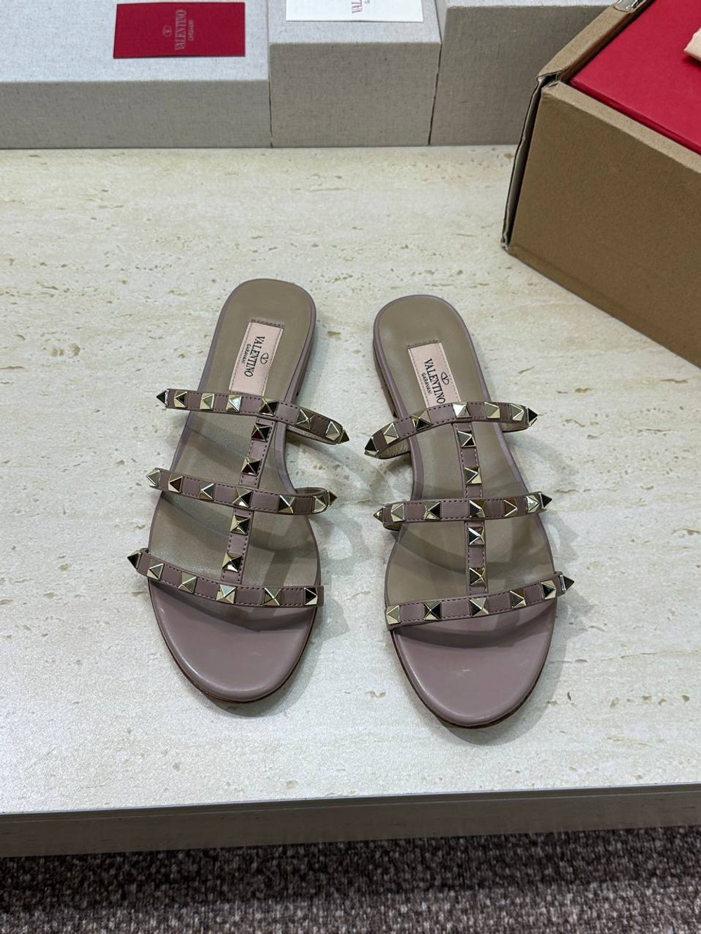Сабо Valentino
