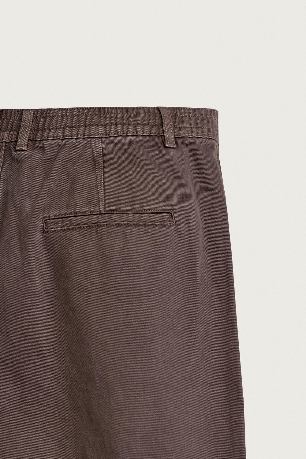 БРЮКИ RELAXED FIT С ЭФФЕКТОМ ПОТЕРТОСТИ И СКЛАДКАМИ — ZARA