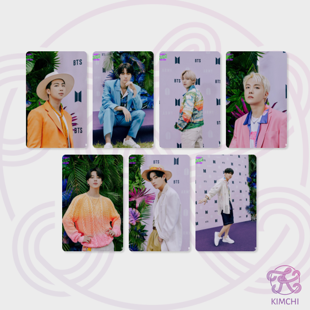 Набор фотокарточек - BTS - Season's Greeting 2022 Набор фотокарточек - BTS - Season's Greeting 2022