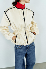 АТЛАСНАЯ КУРТКА С КОНТРАСТНОЙ ОКАНТОВКОЙ — ZARA