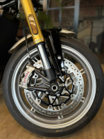 TRIUMPH SPEED TWIN 1200 Cafe Racer Edition