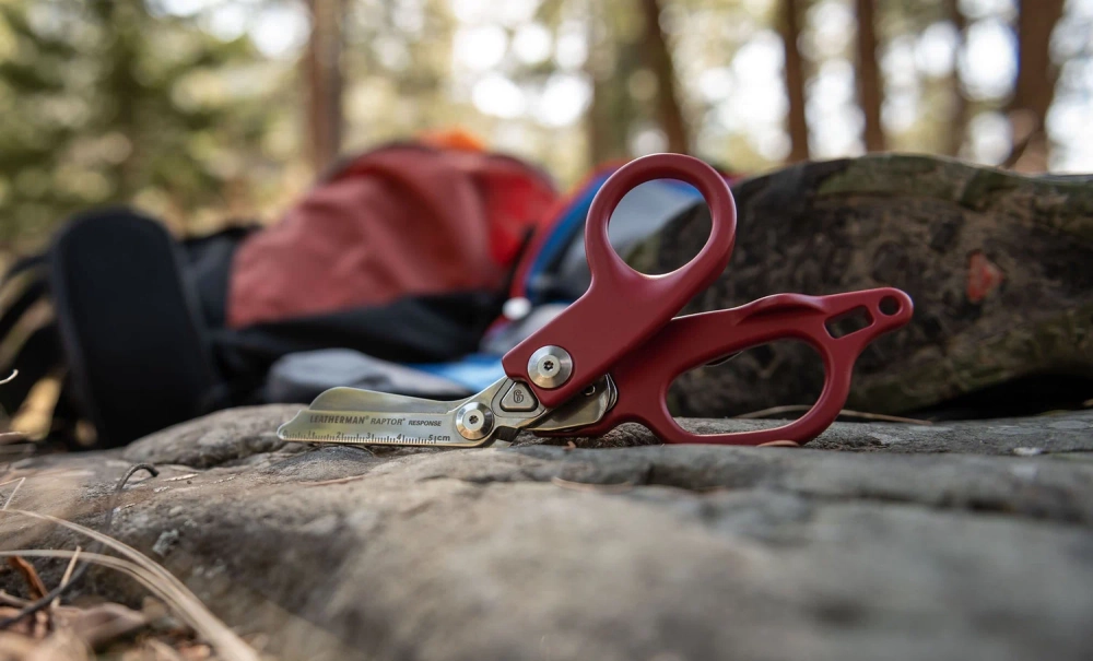 Мультитул LEATHERMAN Raptor Response Crimson