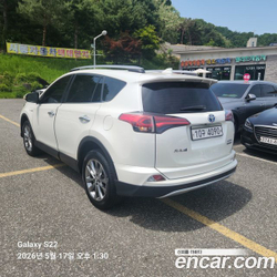 Toyota RAV4 2.5 4WD Hybrid — 2017