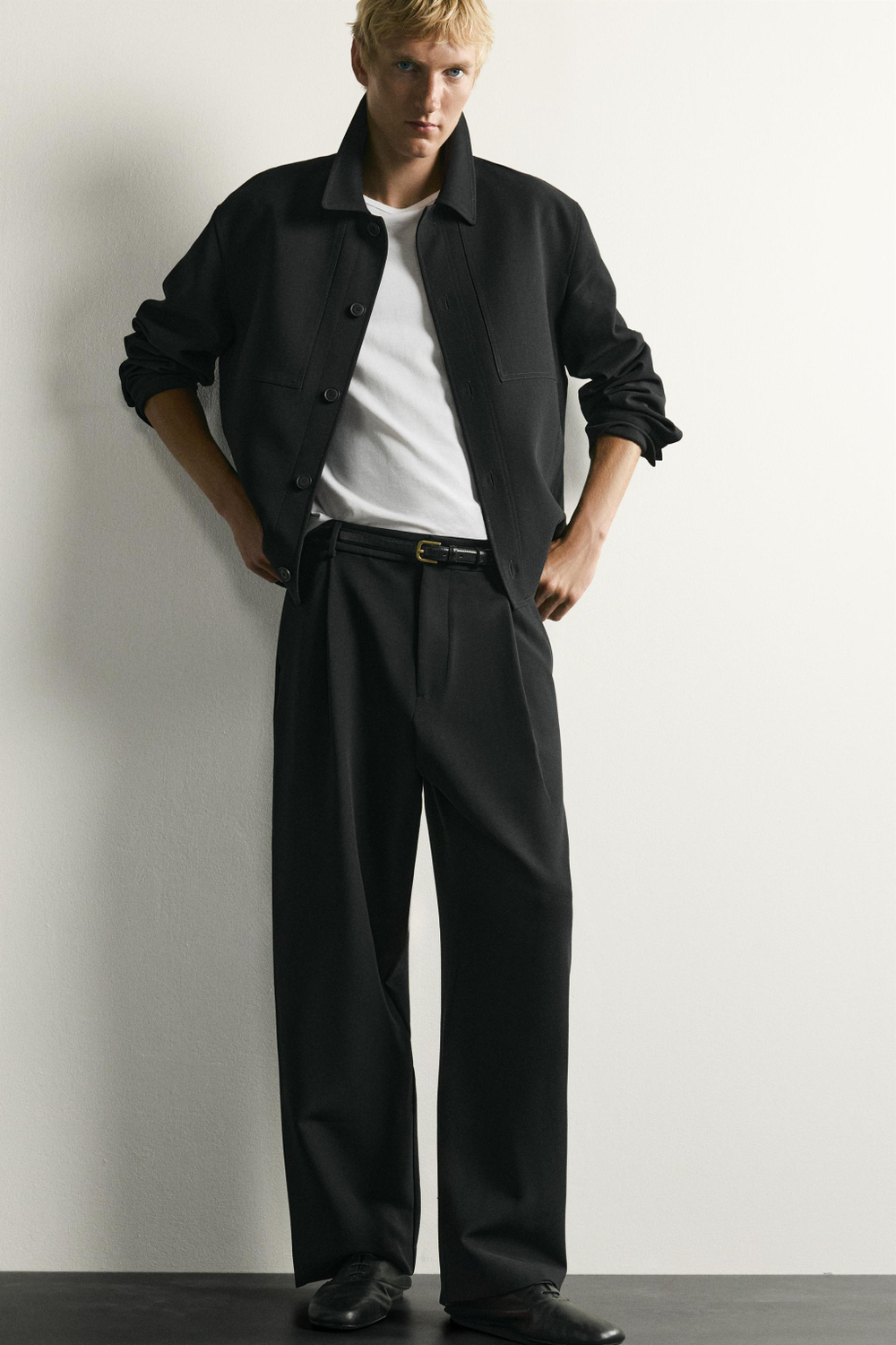 БРЮКИ RELAXED FIT СО СКЛАДКАМИ — ZARA · 8281/740
