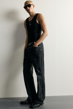 РАСКЛЕШЕННЫЕ ДЖИНСЫ С РАЗРЕЗАМИ — ZARA