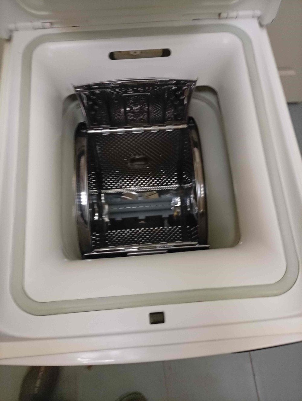 Стиральная машина Whirlpool AWE6516 б/у