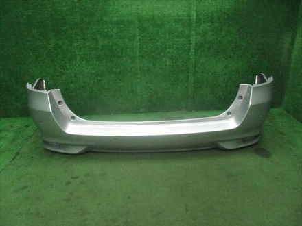 бампер задний Toyota Corolla Fielder NZE161 164