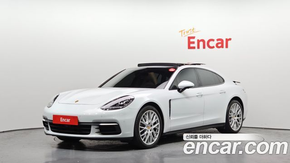 Porsche Panamera 3.0 AWD — 2018