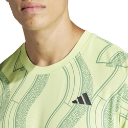 Мужская теннисная футболка Adidas Club Graphic T-Shirt - pulse lime/preloved green