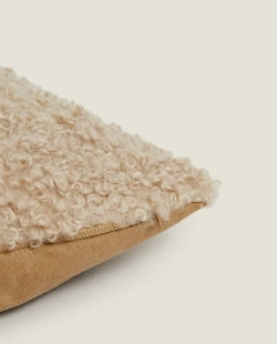 ZARA HOME ЛЕЖАНКА ДЛЯ ДОМАШНИХ ЖИВОТНЫХ ИЗ ИСКУССТВЕННОЙ ШЕРСТИ