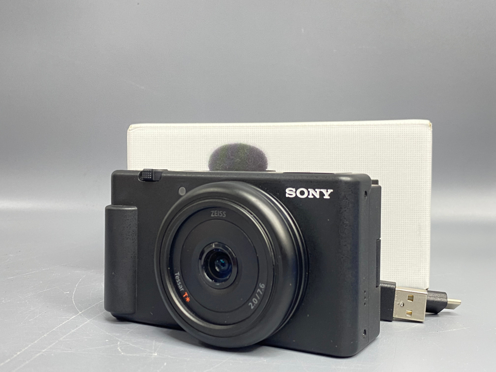 Sony ZV-1F Как новый