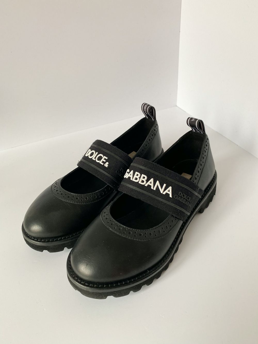 Новые кожаные туфли  Dolce&Gabbana, 31