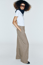 ШИРОКИЕ БРЮКИ С ЗАЩИПАМИ — ZARA
