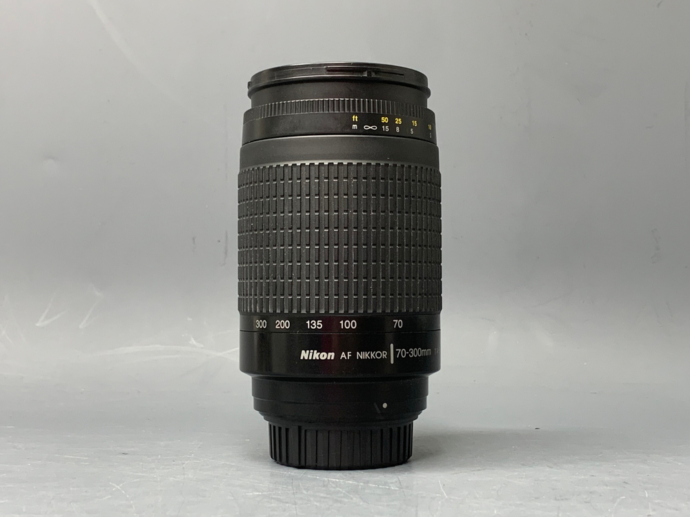 Nikon 70-300mm f/4-5.6G Zoom-Nikkor