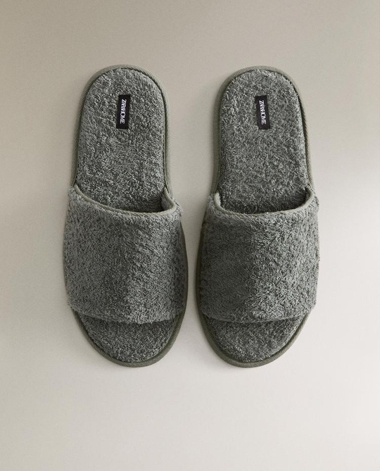 ZARA HOME МАХРОВЫЕ ТАПОЧКИ ДЛЯ ВАННОЙ, ХАКИ