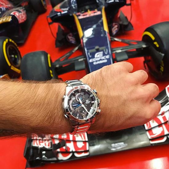 Умные наручные часы Casio Edifice EQB-800D-1AER