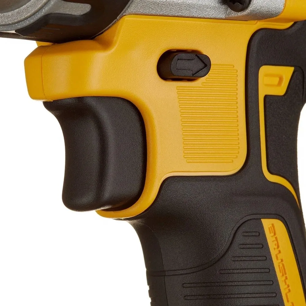 Дрель-шуруповерт DeWalt DCD991NT-XJ