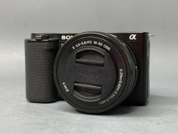 Sony ZV-E10 Kit 16-50mm 589 кадров