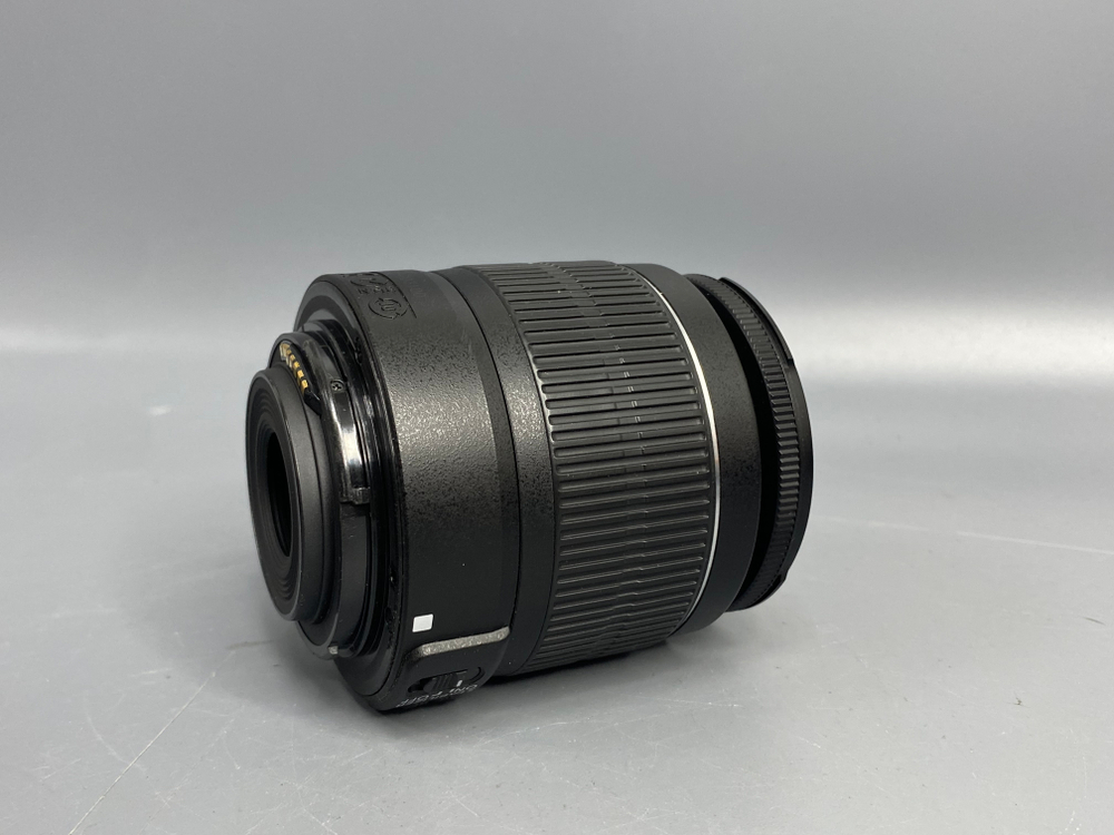 Canon 600D + kit 18-55mm 44.000 кадров