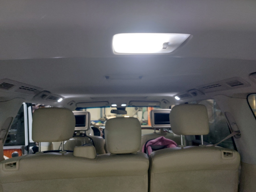 Подсветка салона диодная Infiniti QX56 QX80