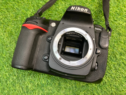 Nikon D300S 49.500 кадров