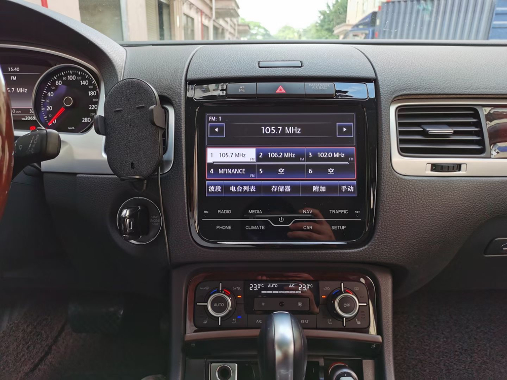 Установочный комплект для VW TOUAREG 2011-2018 RNS 850  KUBERG SL-V802