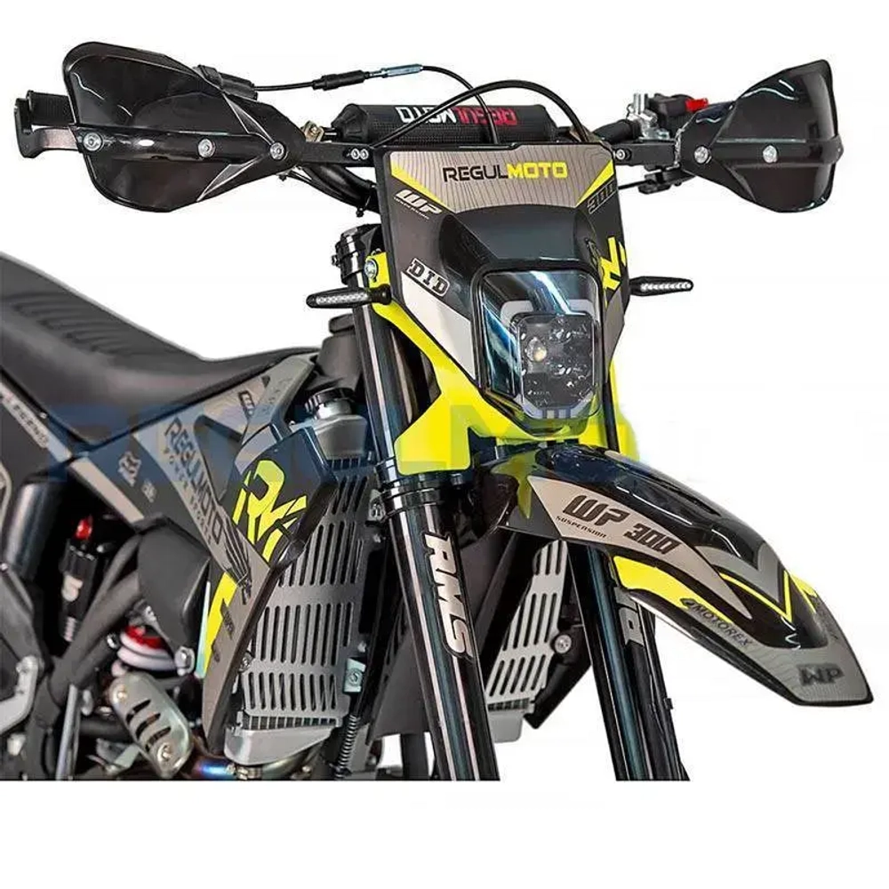 Мотоцикл Regulmoto LEGEND 300 черный/желтый с ПТС